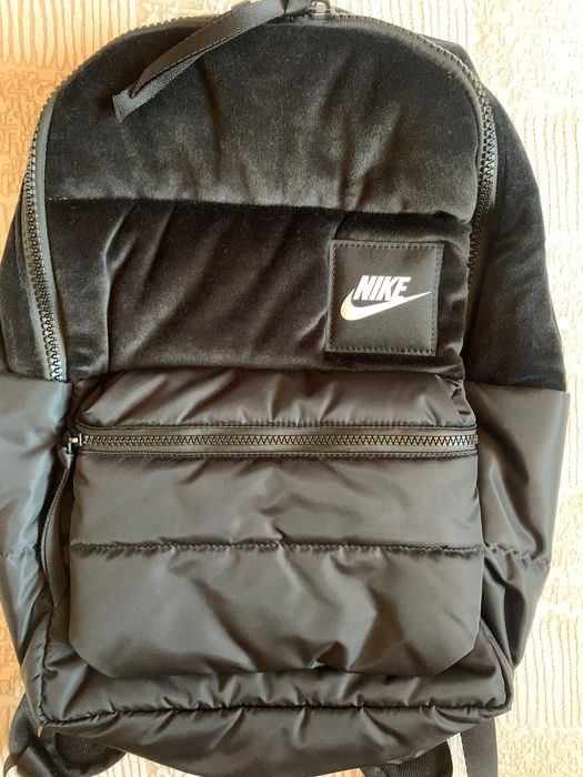 Оригинална раничка Nike