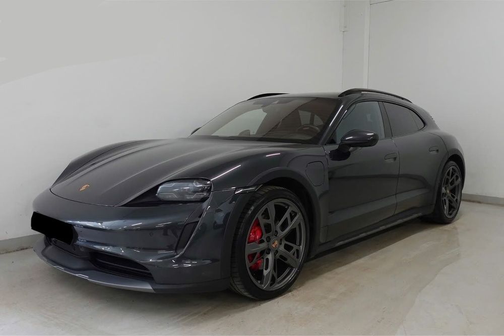 Porsche Taycan 4S - CT - 92% SOH - Pano - Night Vision - 360° - BOSE - Înfoliat PPF