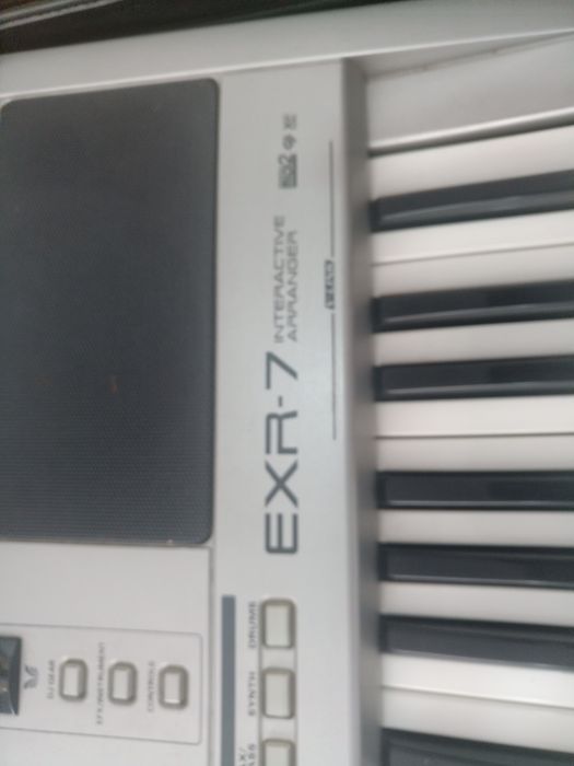 Orgă Roland EXR-7