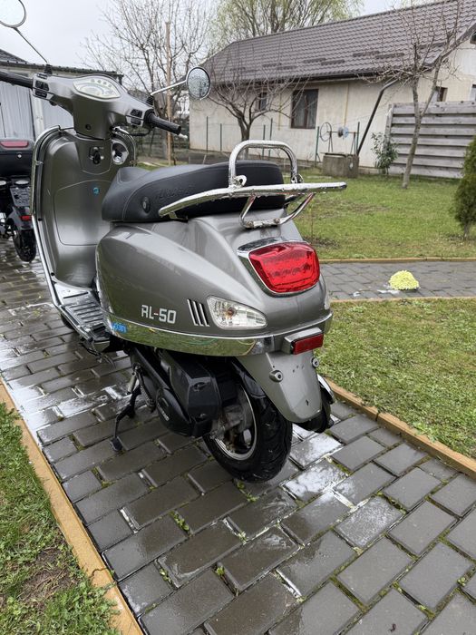 Turbho RL50 ! Scuter fara permis 4timp ! Doar 1339 km ! Ca Nou ! Carte RAR !