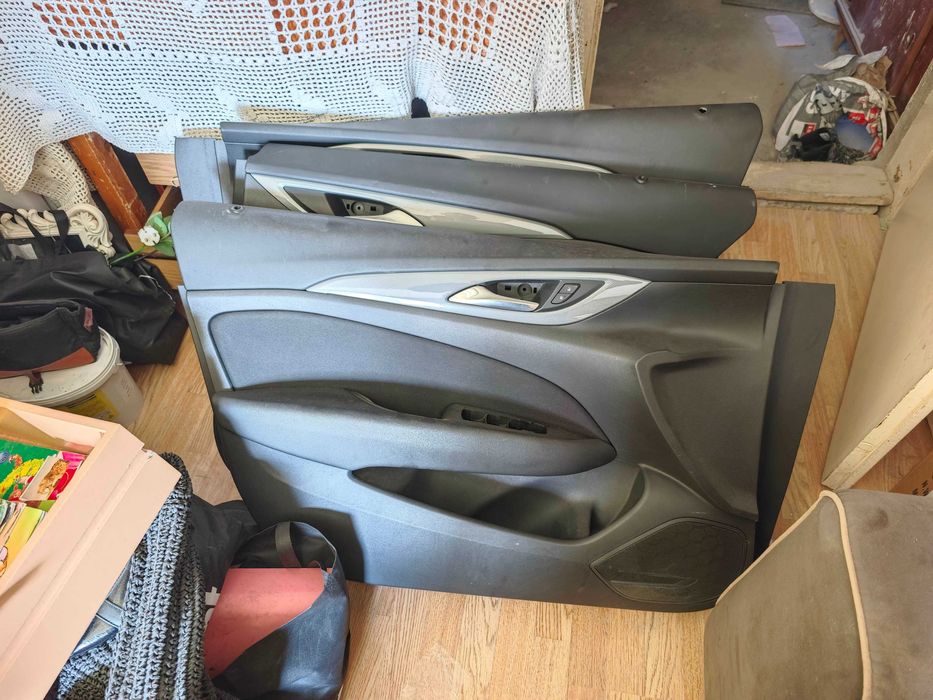 Седалки и кори за Opel insignia B