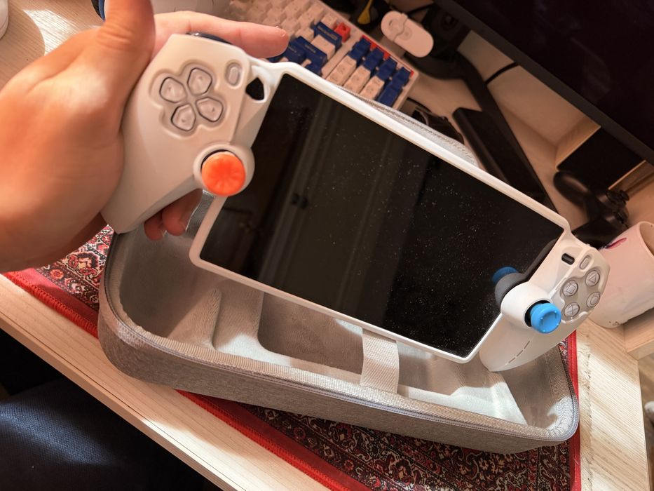 Продам PlayStation Portal Remote Player