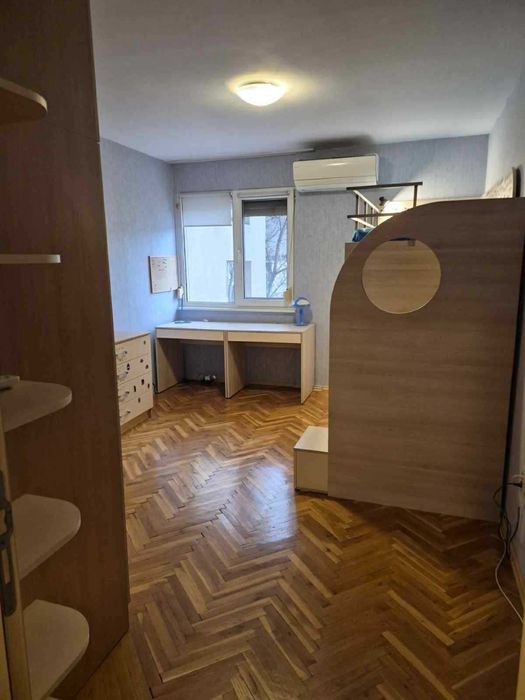 Дава се под наем Тристаен апартамент в София, Павлово - 100 кв.м за 747.66 € - Снимка #4