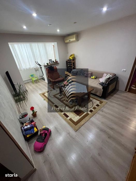 De vânzare –  EXCLUSIVITATE! Apartament 3 camere, semi confort I,