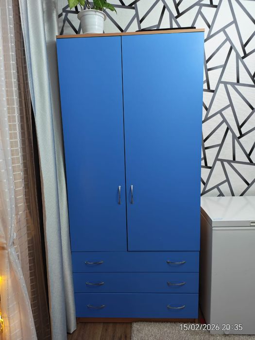 Продам спальный гарнитур