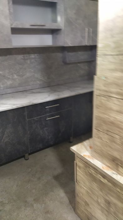 продается кухонние мебель