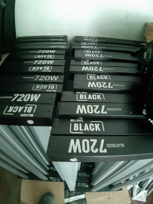 Lumii Black 720w led grow light