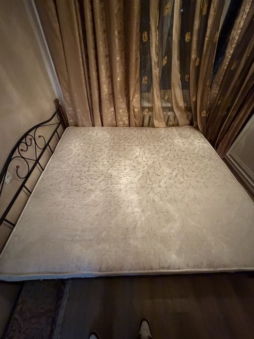 продам б/у матрас