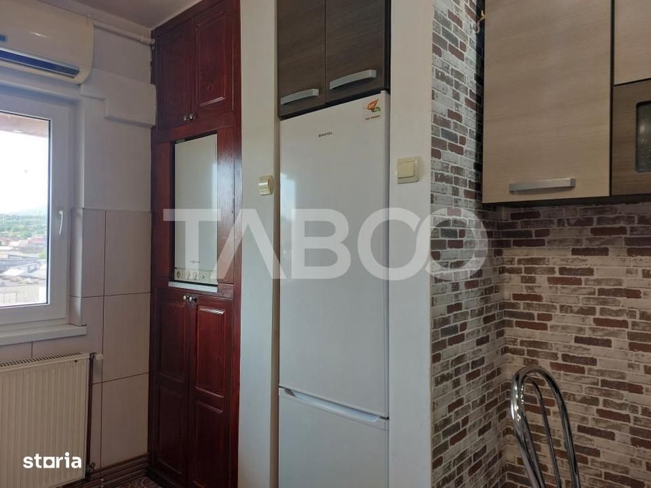 Apartament spatios 49 mp 2 camere decomandate 2 balcone Cisnadie