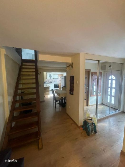 Casa individuala 200 mp, teren 4.5 ari, zona Vasile Alecsandri
