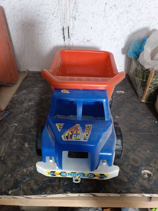 Большой грузовой машина детский