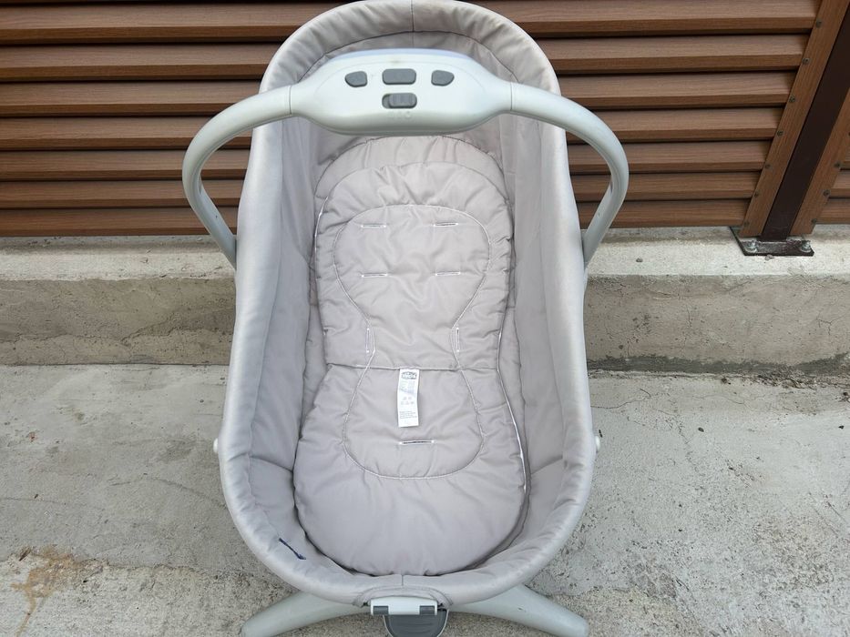 Baby chicco 5в1 подвижно легълце на колелца с опция столче за хранене