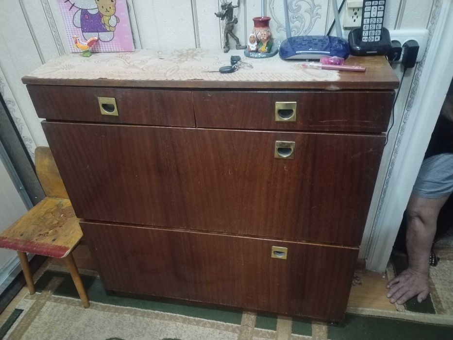 Обувной мебель продаётся