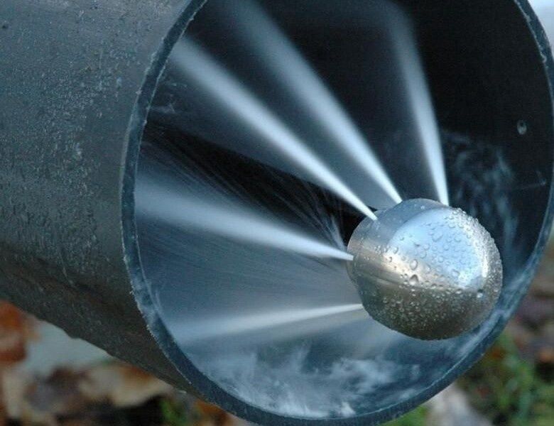 Гидродинамическая чистка канализации