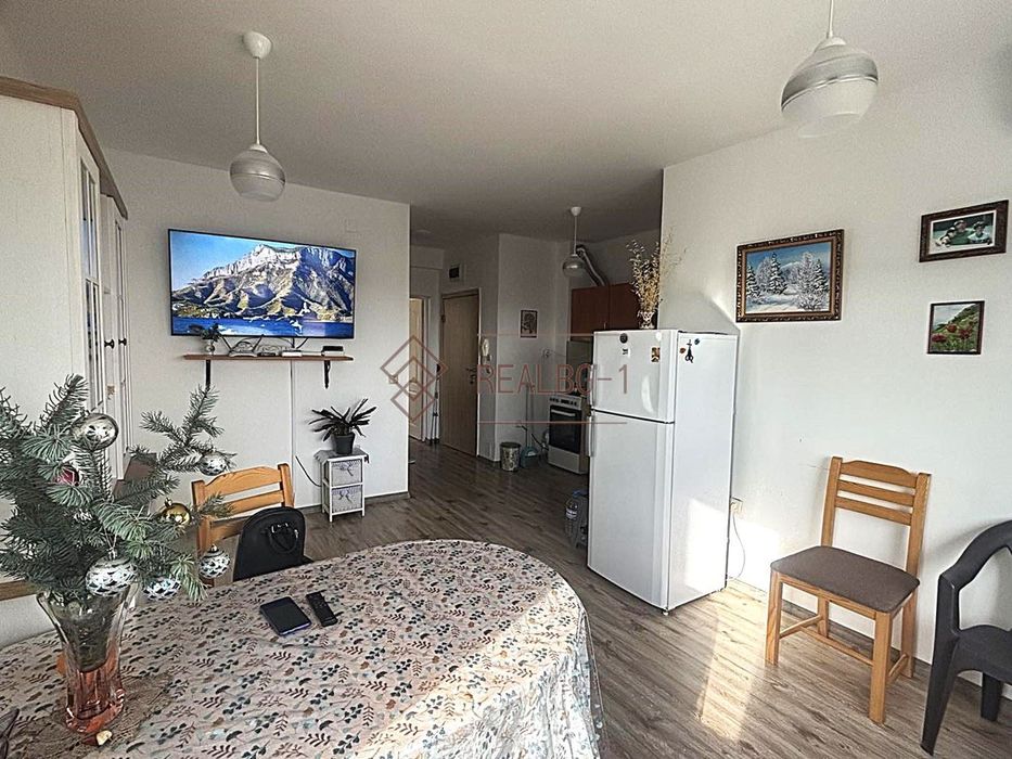 Комфортен тристаен апартамент с морска гледка близо до Албена