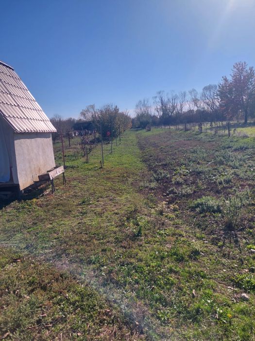 Vand teren extravilan aproape de intravilan 2600mp Targu Jiu