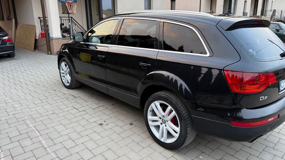Vand AudiI Q7 7 Locuri