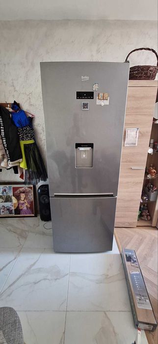 Хладилник BEKO работещ