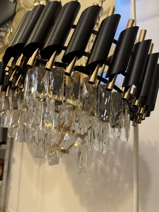 Vand 3 candelabre noi