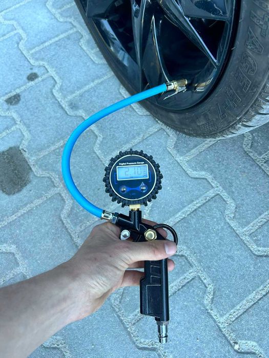 Манометър за гуми – дигитален, измерване на налягане без въздух