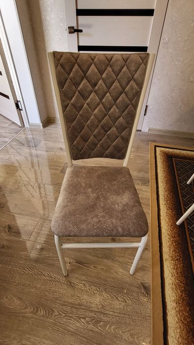 Продам стол со стульями, новый