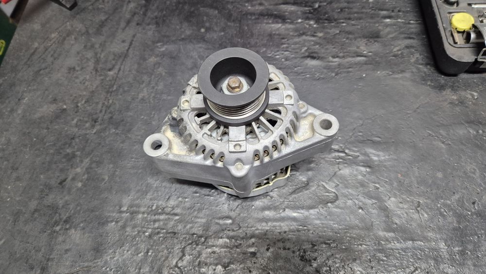 Генератор Lexus LX470 2UZ- FE