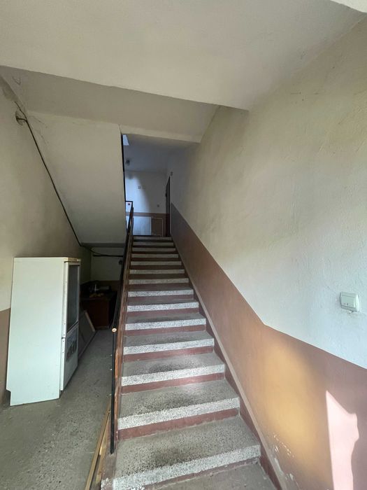 Продава се Многостаен апартамент в Гулянци - 215 кв.м за 466 €/кв.м - Снимка #1