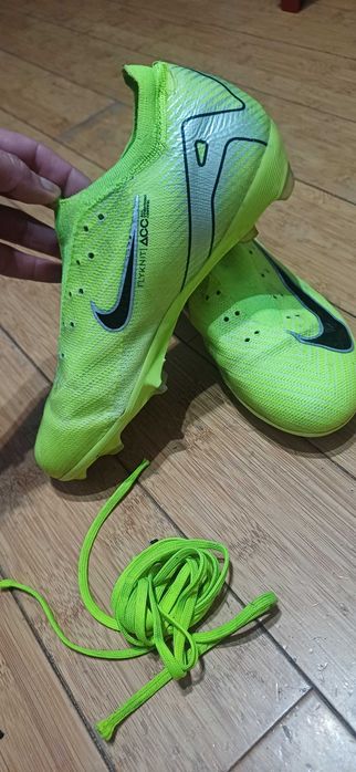 Бутонки и стоножки Nike и adidas,различни номера