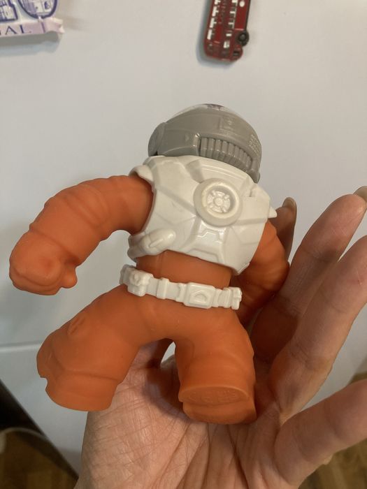 Гуджитсу Базз Лайтер Goo jit su