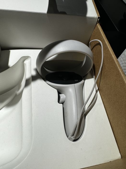 Vand Oculus Quest 2 stocare 128gb