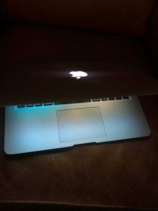 MacBook Air 13 / Intel core i5 / SSD 128