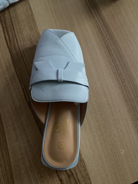 Шлепки классические