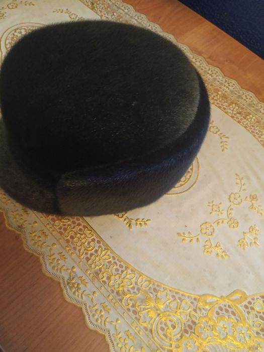 Шапка из нерпы не ношенная.