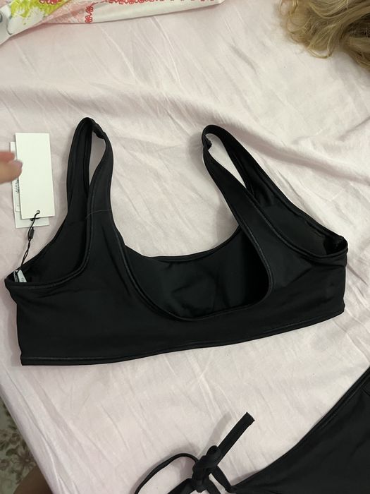 Нови оригинални бански на Calvin Klein