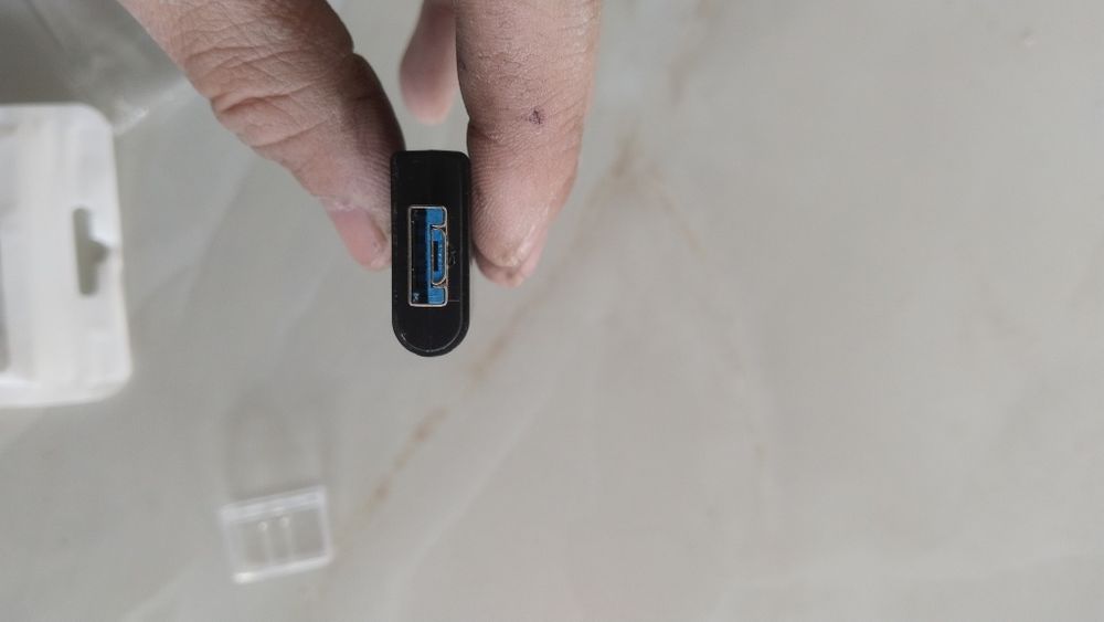 MEGA AKSIYA 6 tasi 1 da Adapter