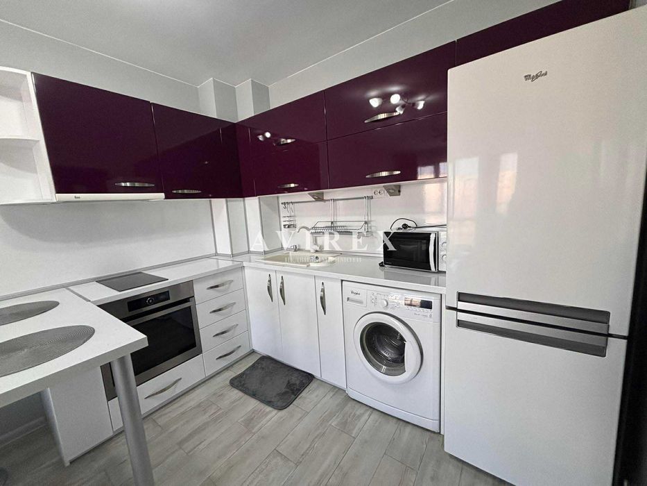 Дава се под наем Двустаен апартамент в Пловдив, Южен - 65 кв.м за 398.82 € - Снимка #2