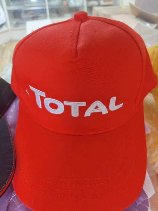 Продаю бейсболки