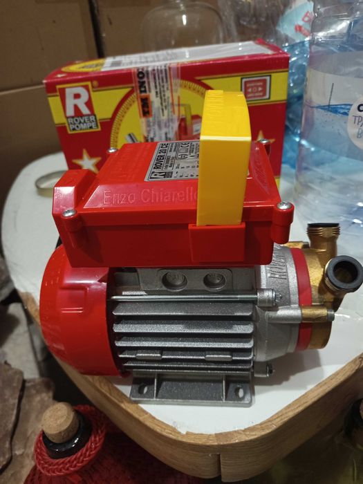 Помпа за вино Rover CE