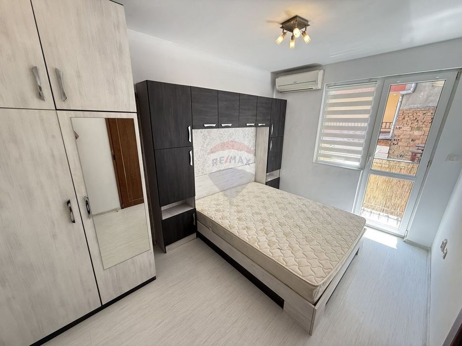 Дава се под наем Тристаен апартамент в Варна, Колхозен пазар - 60 кв.м за 510 € - Снимка #3