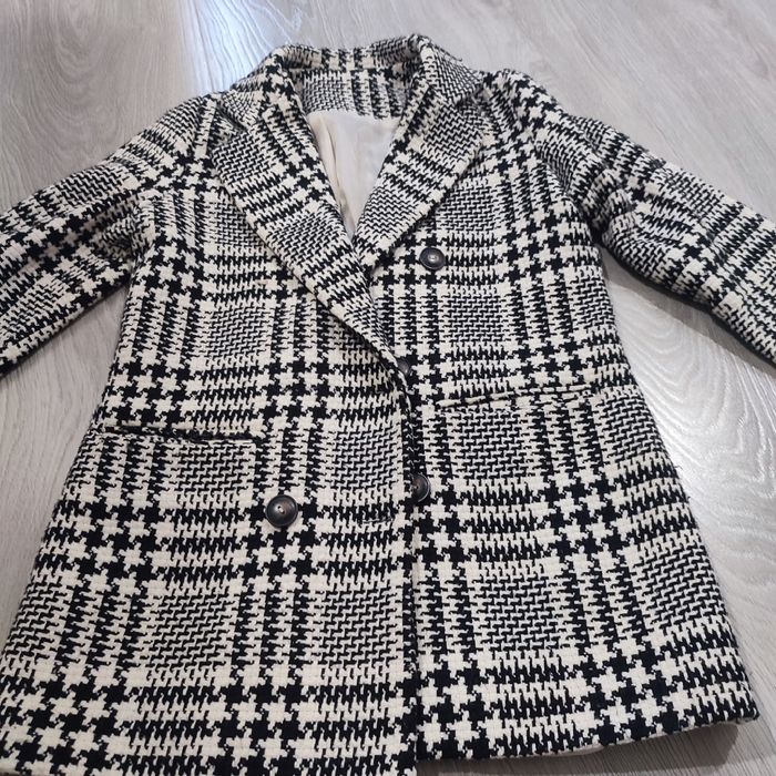 Пиджаки 44размер