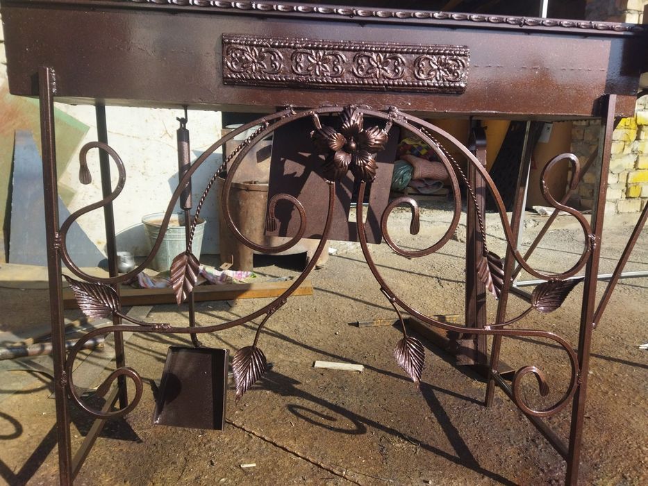 Mangal shashlik koʻra  sotiladi yangi ishlatilmagan