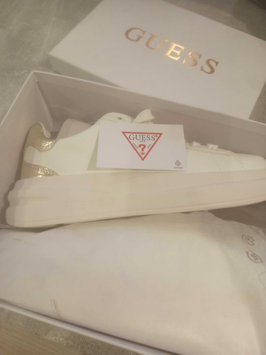 Дамски сникърси guess