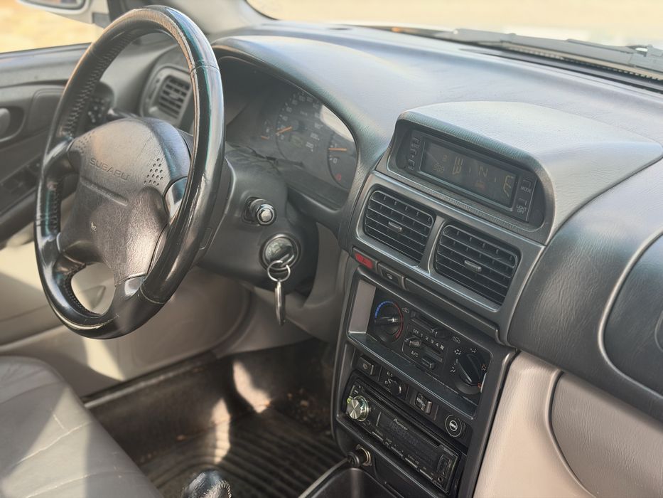 Subaru Forester - на части