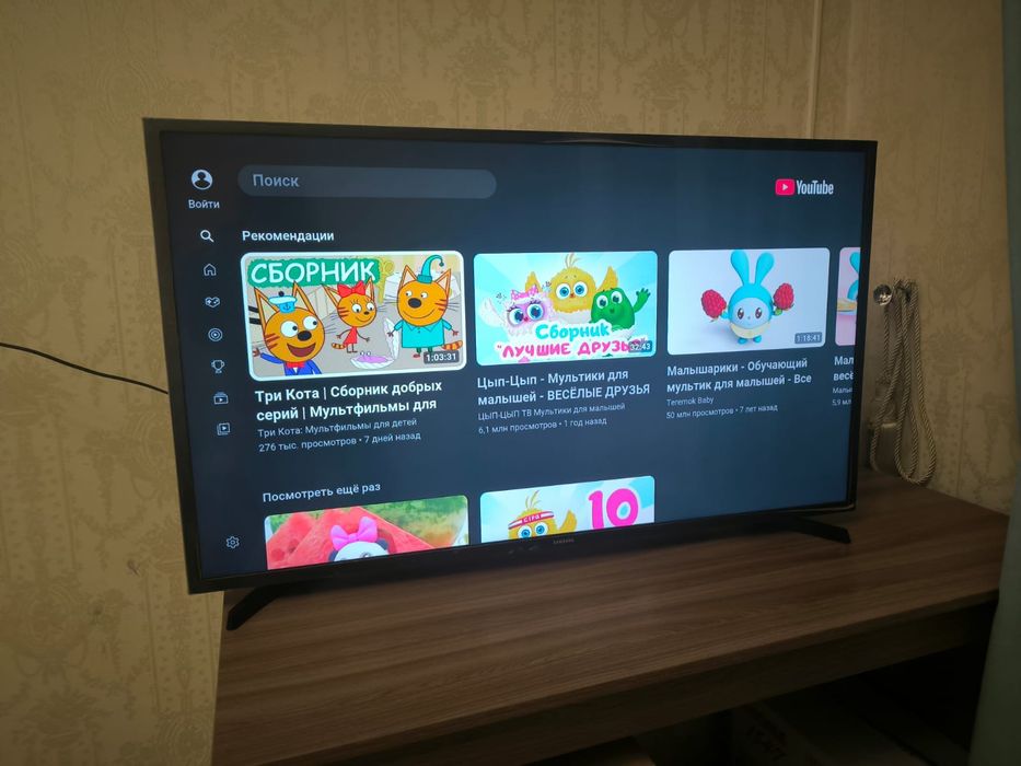 Смарт телевизор Samsung 110 см smart tv WiFi YouTube