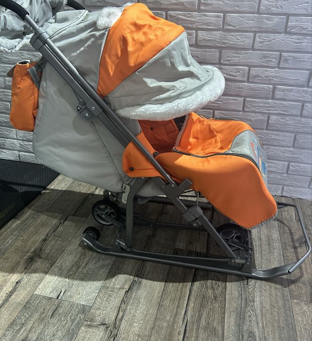 Продам санки-коляска