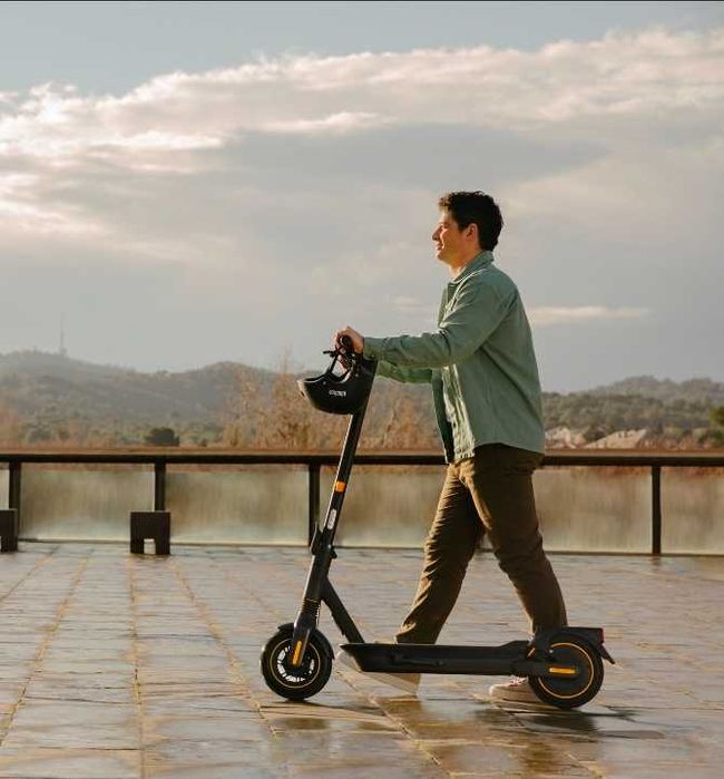 Ninebot MAX G2 by Segway 35km