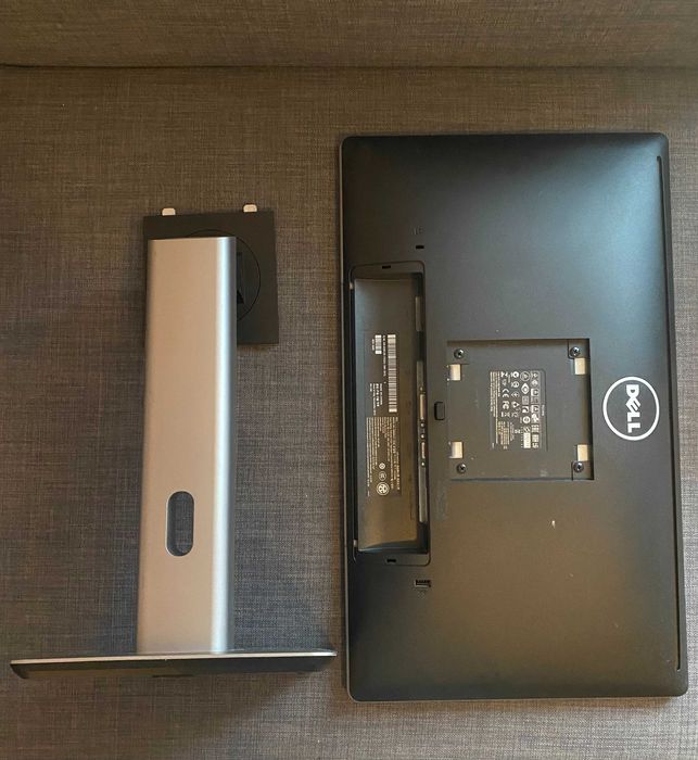 Монитор Dell 21,5 инча