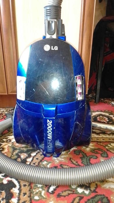 Мощный Пылесос  с гаранттией