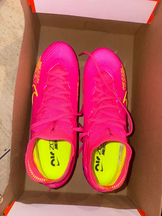 Ghete de fotbal Nike Mercurial ACC