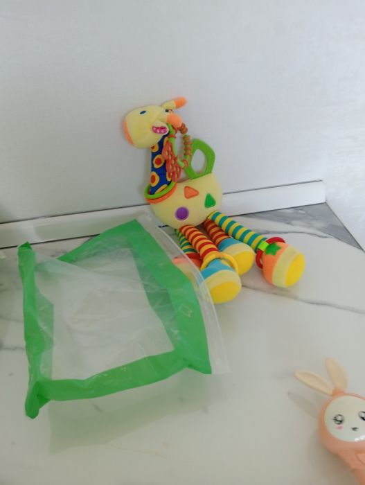 Продам игрушку новую